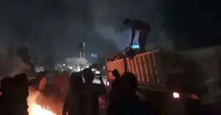 ঢাকা-চট্টগ্রাম মহাসড়কে চলন্ত ট্রাকে আগুন